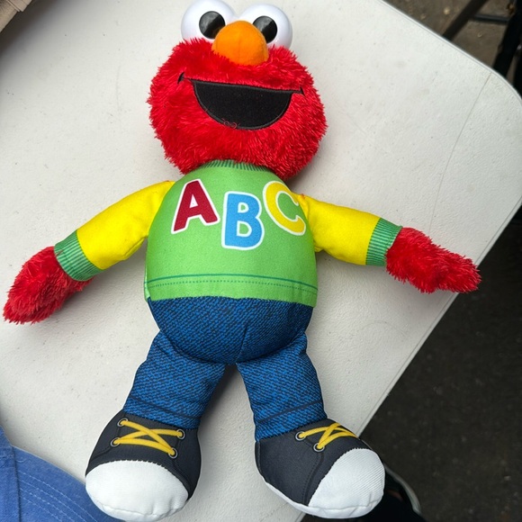 Sesame Street Playskool Cantando Elmo De ABC, Rojo